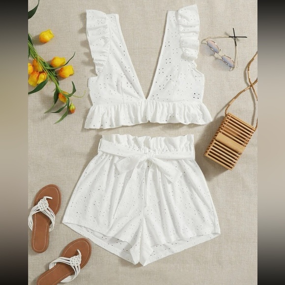 White eyelet embroidery ruffle top and shorts set - Picture 1 of 7
